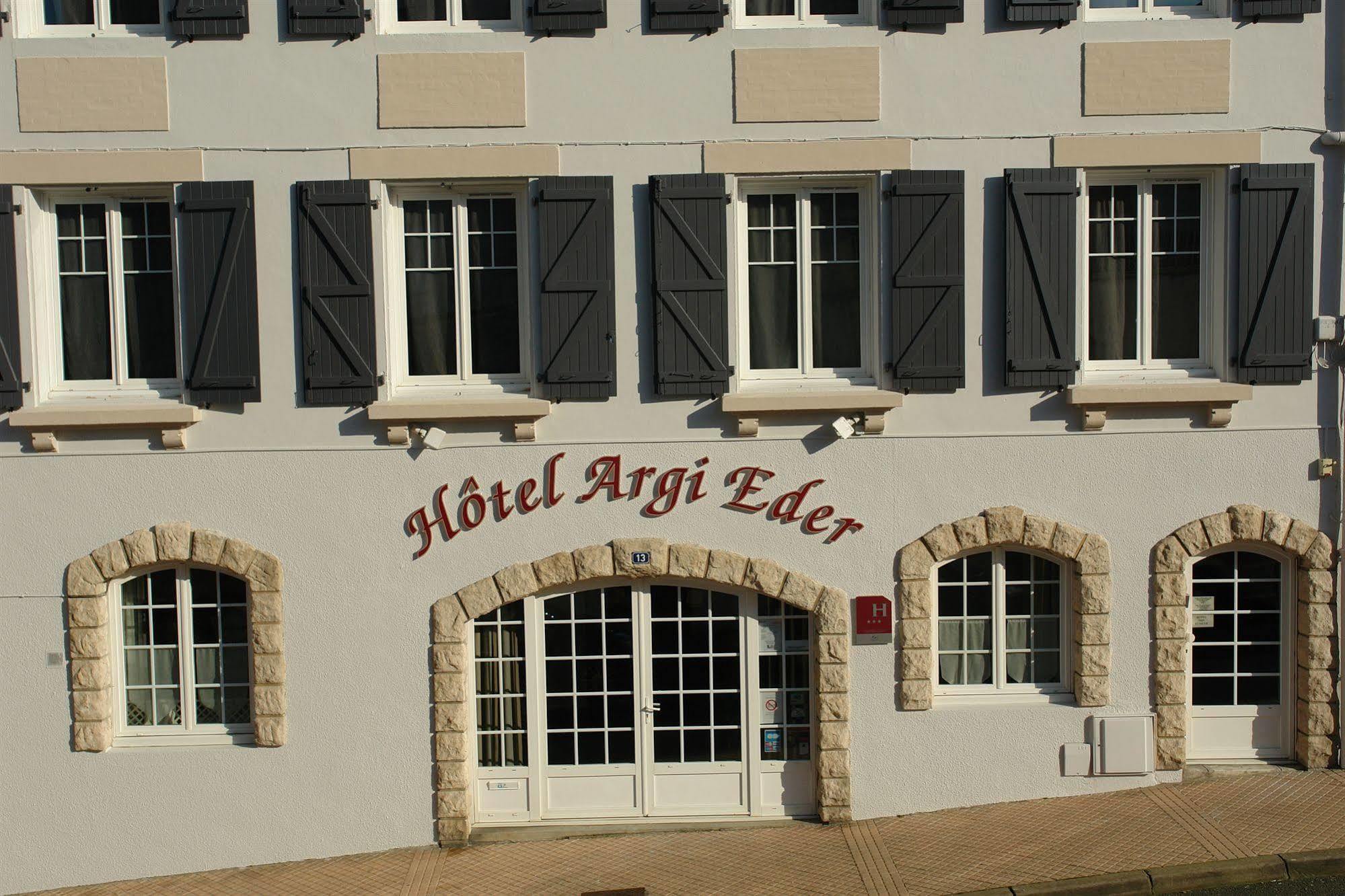 Hotel Barnea 3*